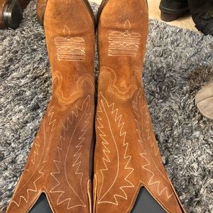 Beautiful suede cowboy boots size 9 1/2 to 10